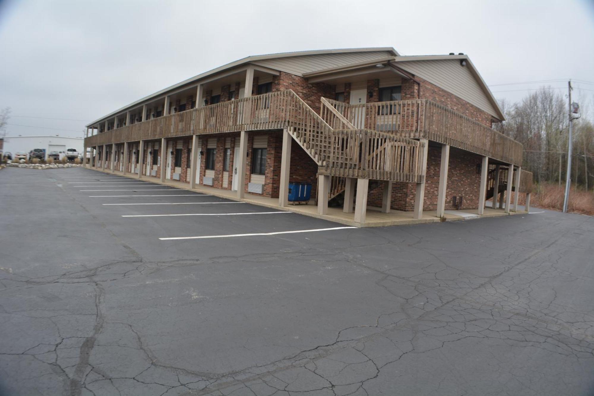 Best Western Beacon Inn Grand Haven Bagian luar foto